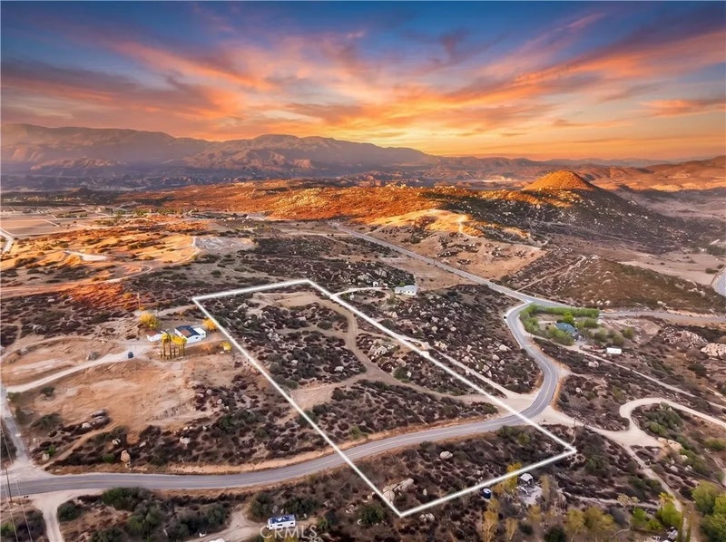 43849 Wilson Valley