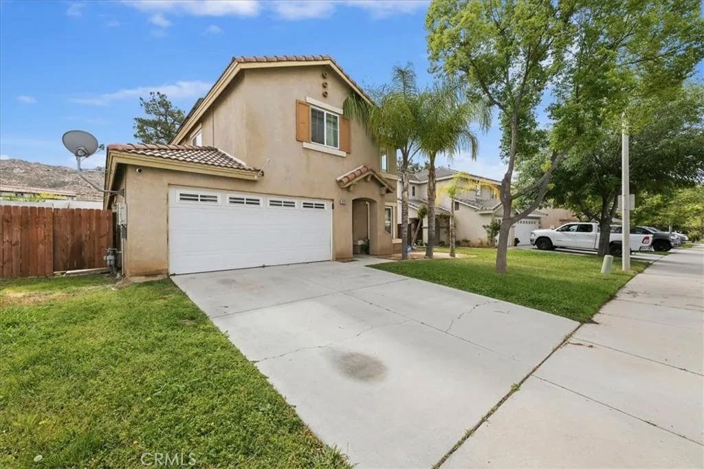 Photo of 16220 Via Ultimo, Moreno Valley, CA 92551 (MLS # PW26067042)