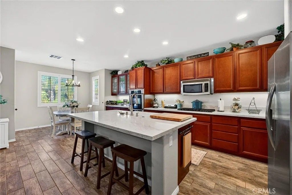 Photo of 53050 Imperial St, Lake Elsinore, CA 92532 (MLS # SW26011454)