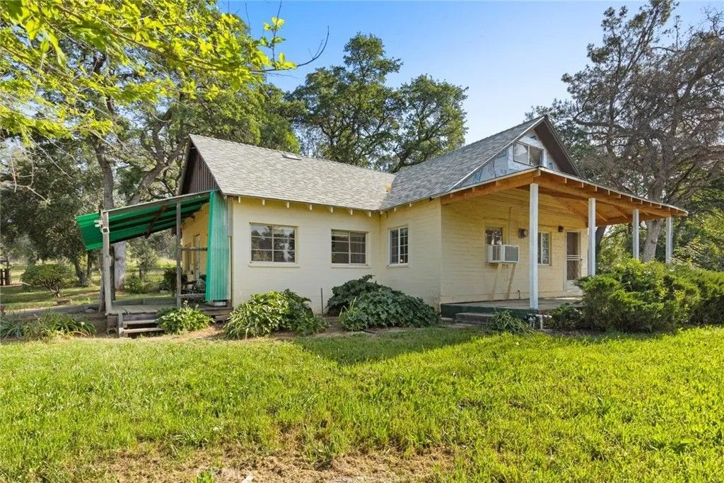 Photo of 2831 Foothill Blvd, Oroville, CA 95966 (MLS # SN26064903)