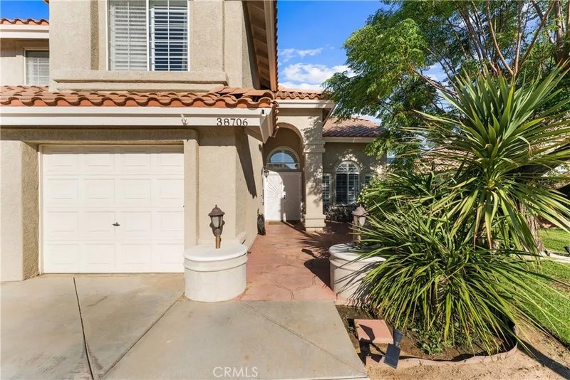 38706 La Mancha Court