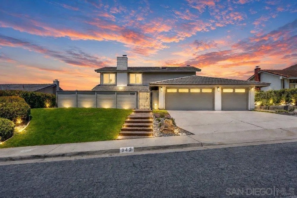 Photo of 942 Santa Hidalga, Solana Beach, CA 92075 (MLS # 260013690)