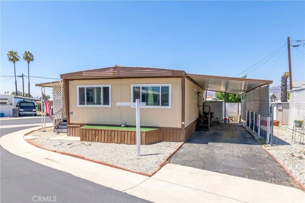Photo of 43601 E Florida Ave, Hemet, CA 92544 (MLS # SW26034914)