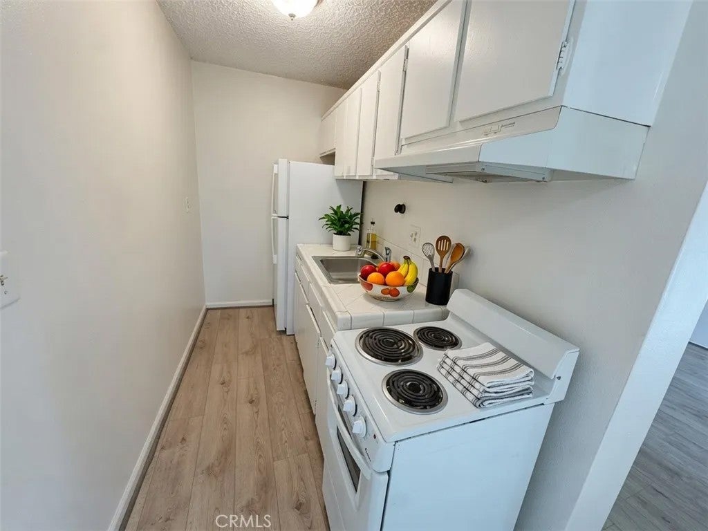 3050 Rue Dorleans 274