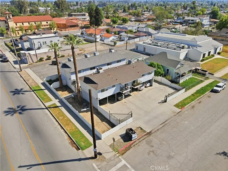 1401 Baker