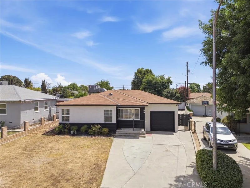 109 La Mesa