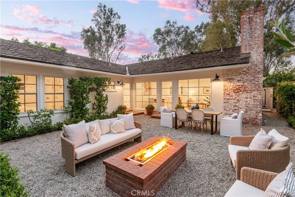 3308 Palos Verdes Drive North