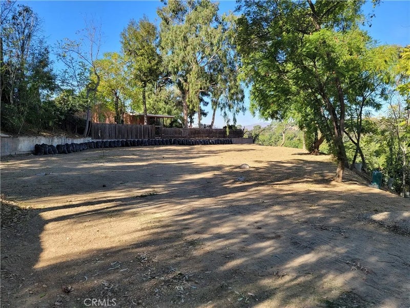 10198 La Canada