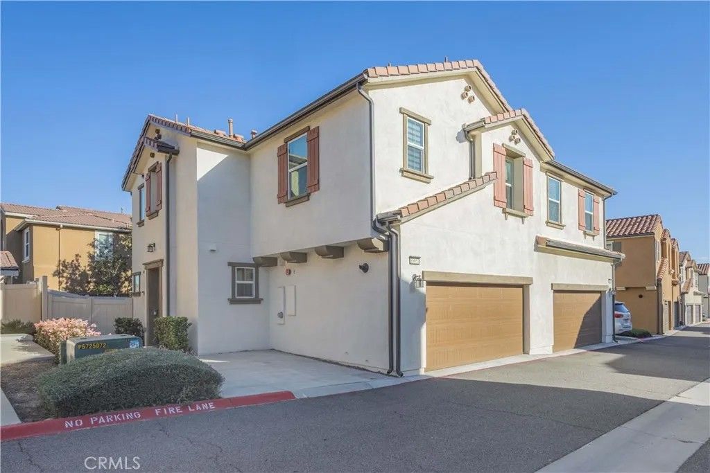 Photo of 35852 Neala Ln, Murrieta, CA 92562 (MLS # SW26044471)