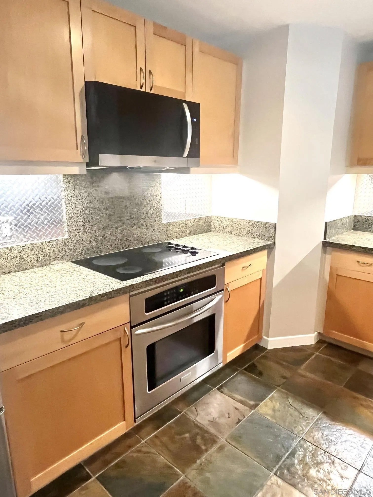 1150 J St 116