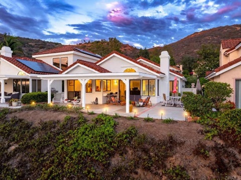 Photo of 29114 Laurel Valley Drive, Vista, CA 92084 (MLS # NDP2608483)