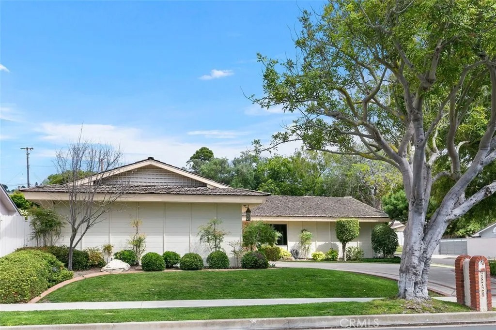 28720 Golden Meadow Drive