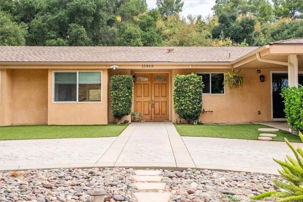 15848 Silver Star Lane