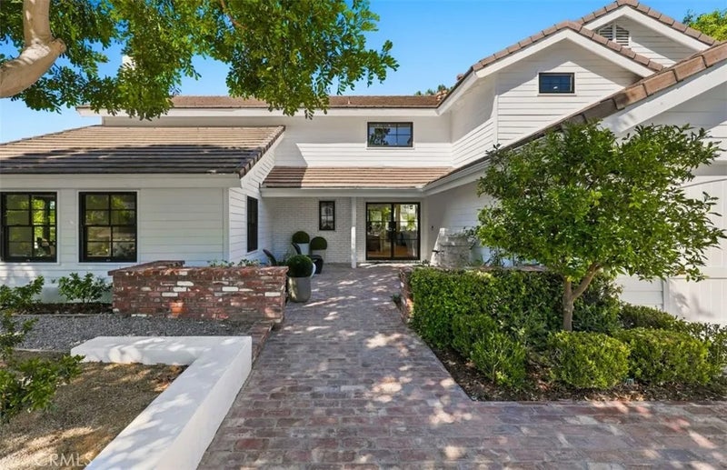 25181 Mustang Drive