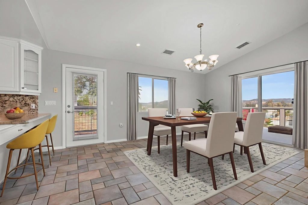 Photo of 9753 Shamrock Ln, Lakeside, CA 92040 (MLS # 250039301)