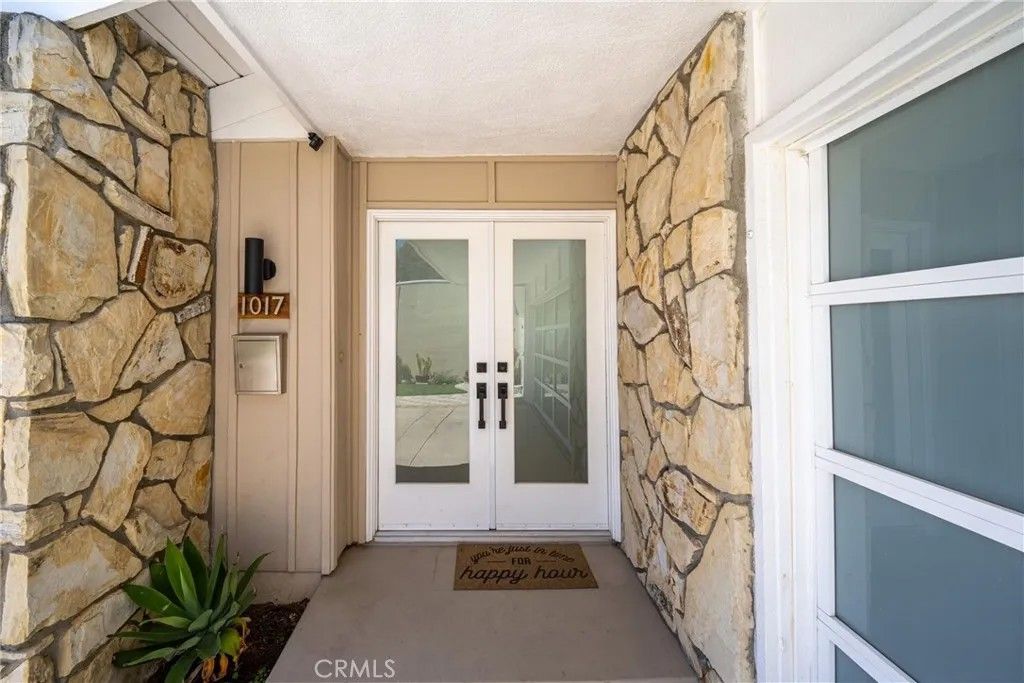 Photo of 1017 Ashford Court, Westlake Village, CA 91361 (MLS # SR26077025)