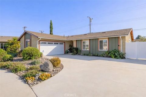 Photo of 1682 Darnell Court, Camarillo, CA 93010 (MLS # SR26031001)