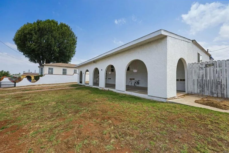 2463 Rancho Drive