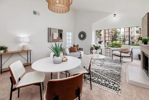 4085 Crystal Dawn 201 San Diego CA 92122