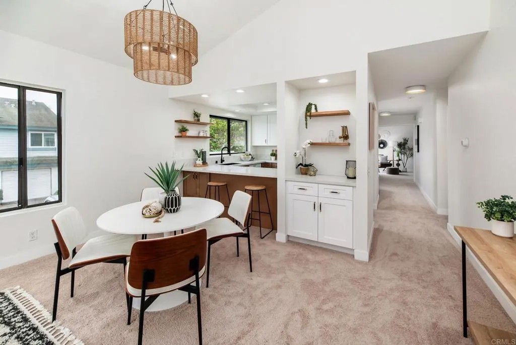 4085 Crystal Dawn 201