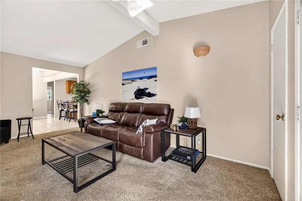6 Orangewood