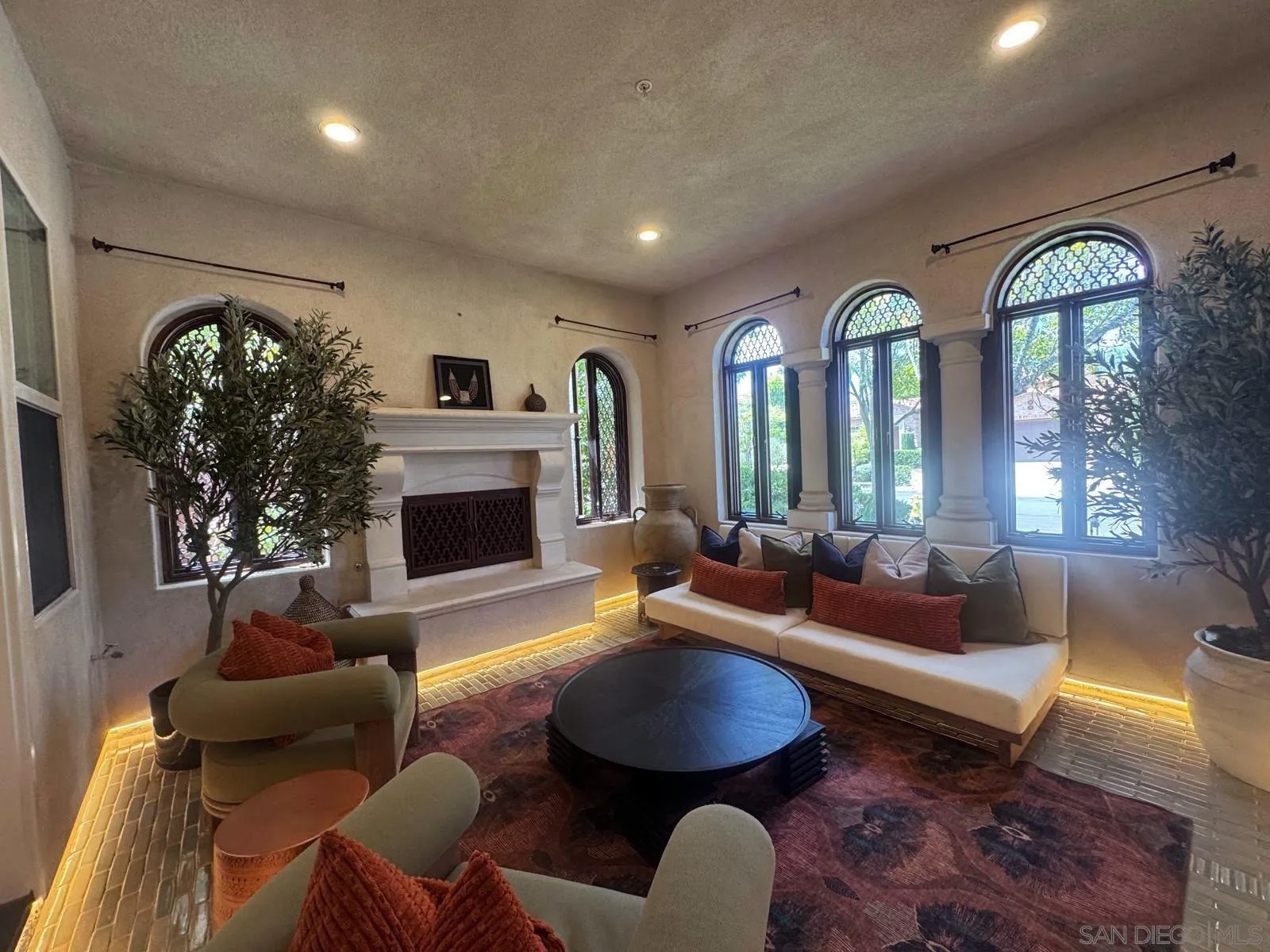 15541 Pinehurst Pl.