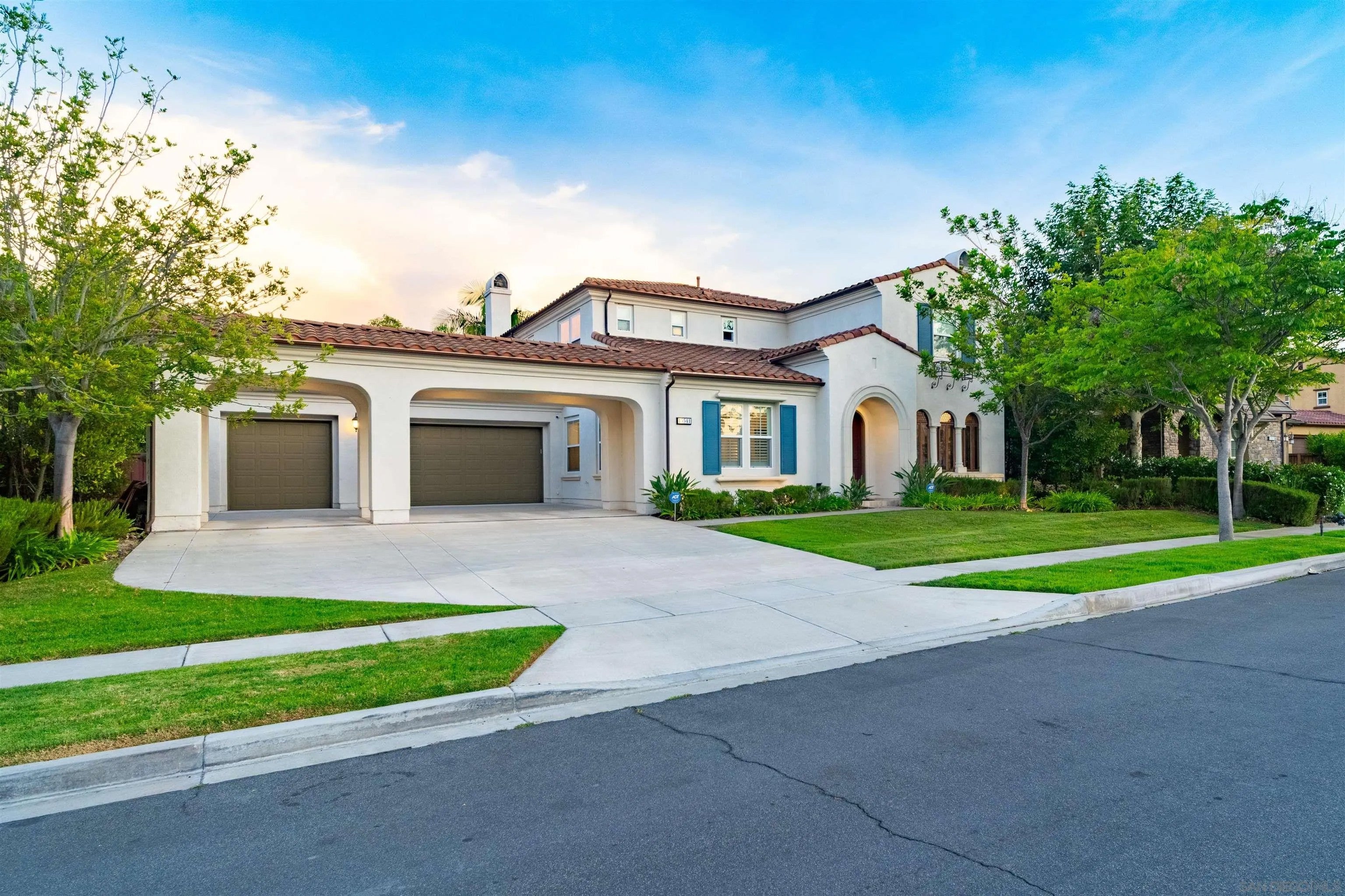 15541 Pinehurst Pl.