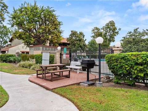 Tiny photo for 1030 W Macarthur Blvd #93, Santa Ana, CA 92707 (MLS # OC25232856)