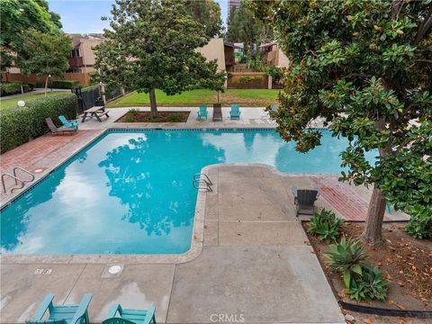 Tiny photo for 1030 W Macarthur Blvd #93, Santa Ana, CA 92707 (MLS # OC25232856)