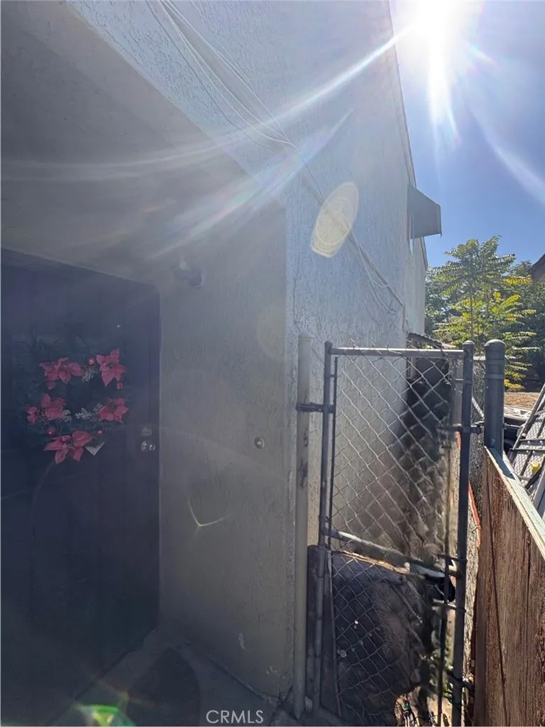 2110 E 113th