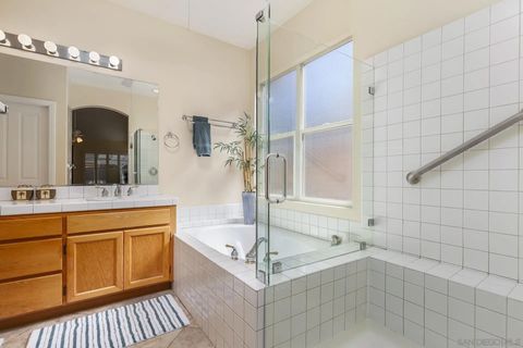 Tiny photo for 1935 Cresthaven Dr, Vista, CA 92084 (MLS # 250040858)