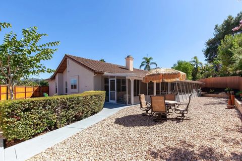 Tiny photo for 1935 Cresthaven Dr, Vista, CA 92084 (MLS # 250040858)