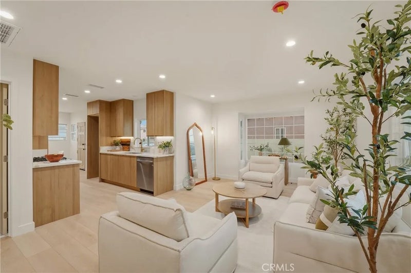 1111 W 98th Street