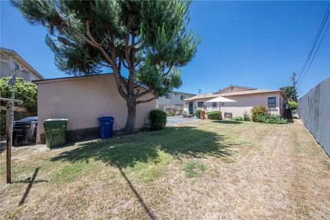 Tiny photo for 5238 Hermitage Ave, Valley Village, CA 91607 (MLS # IG26069395)