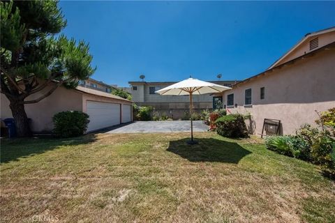 Tiny photo for 5238 Hermitage Ave, Valley Village, CA 91607 (MLS # IG26069395)