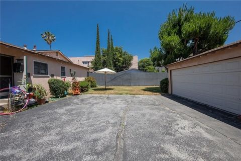 Tiny photo for 5238 Hermitage Ave, Valley Village, CA 91607 (MLS # IG26069395)