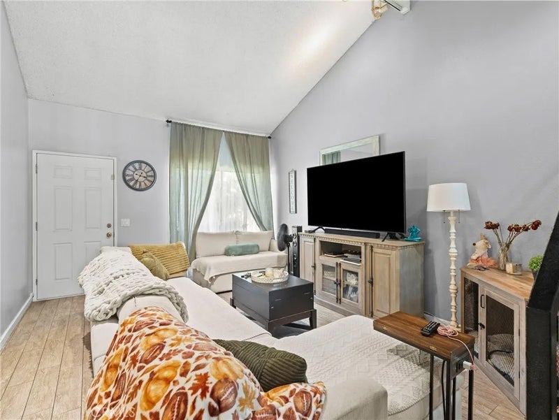 4080 Rosemead 11