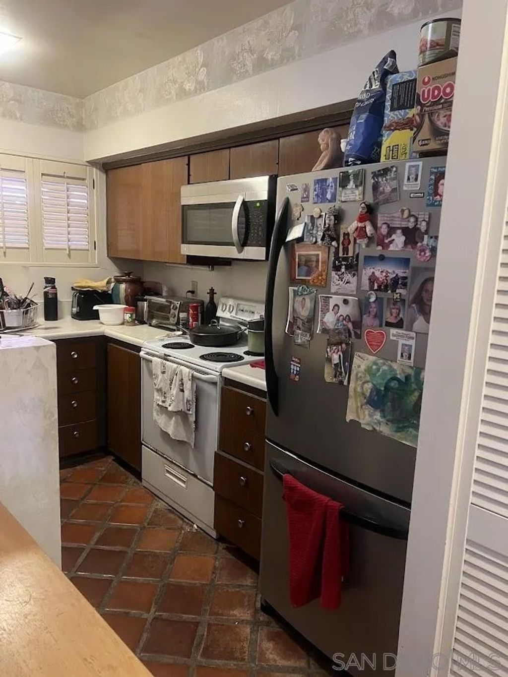 Photo of 2630 Torrey Pines Rd #E21, La Jolla, CA 92037 (MLS # 260001903)