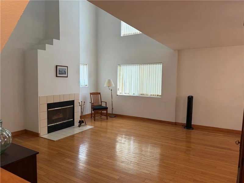 3663 Keystone