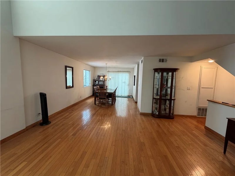 3663 Keystone