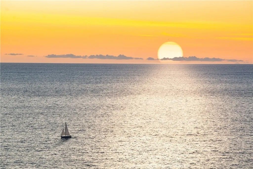 Photo of 3004 Paseo Del Mar, Palos Verdes Estates, CA 90274 (MLS # PV25265790)