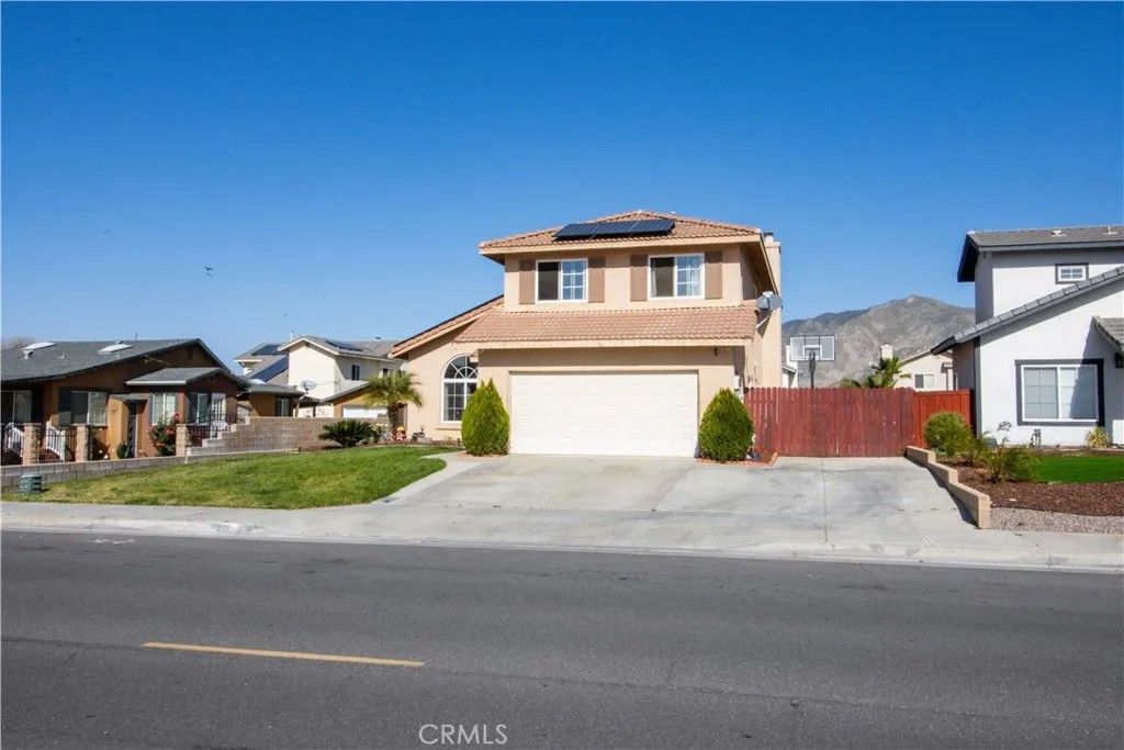 Photo of 921 E Evans St, San Jacinto, CA 92583 (MLS # SW26026523)