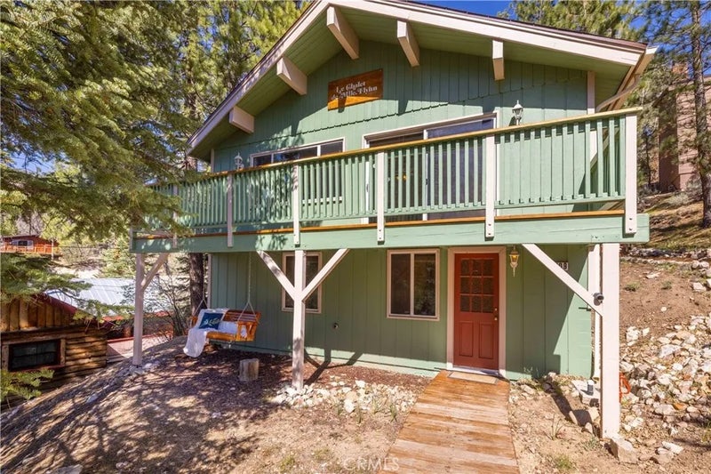 1109 Brookside