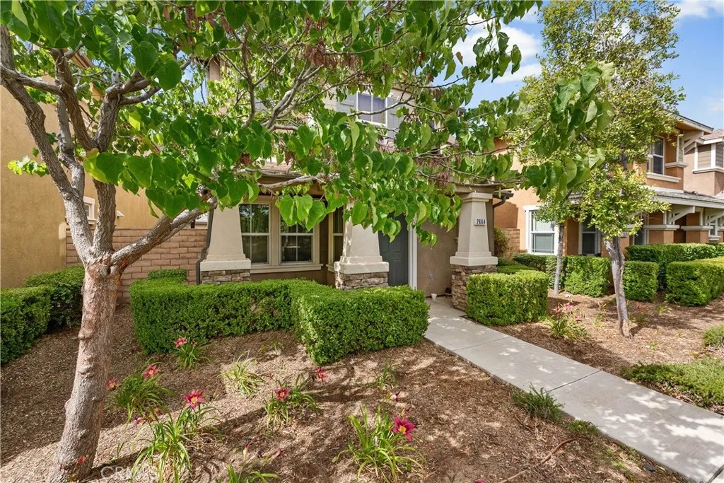 2664 Greenwood Court