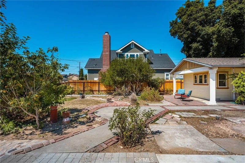 349 N Pine