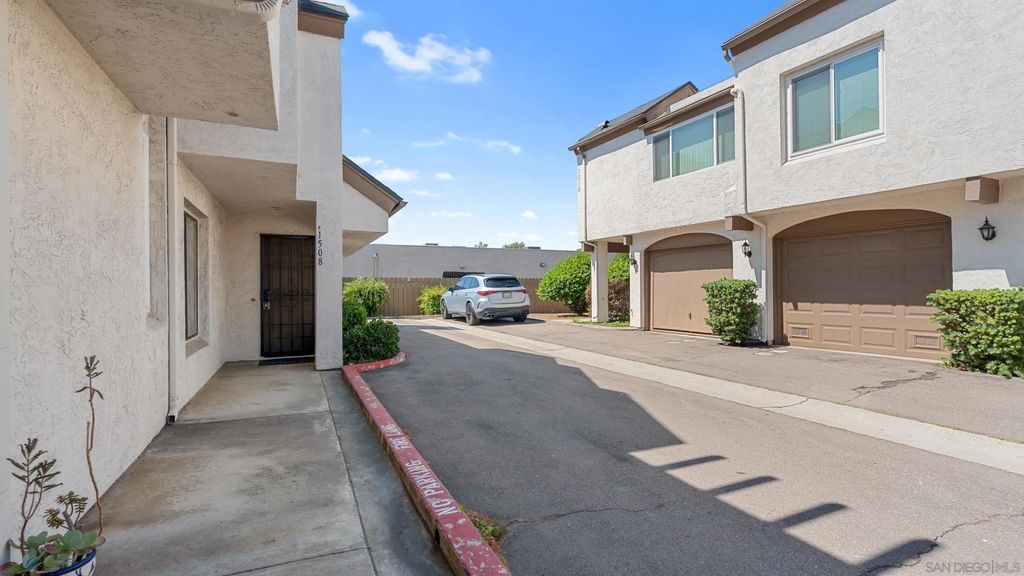 Photo of 1508 Granite Hills Dr #E, El Cajon, CA 92019 (MLS # 250039974)