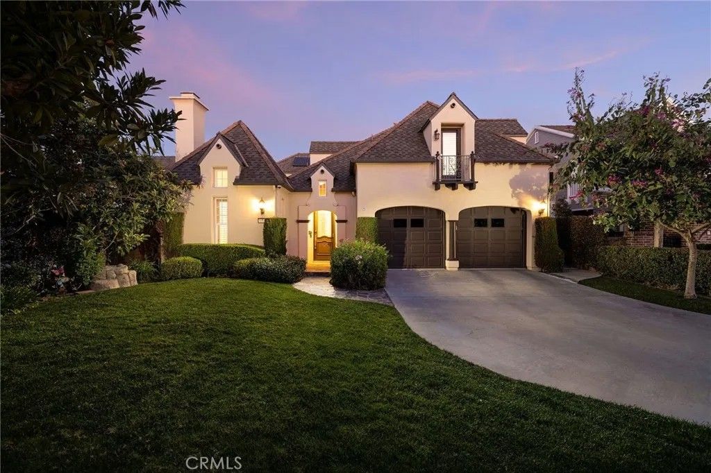 Photo of 8 Welbe Cir, Ladera Ranch, CA 92694 (MLS # OC26054118)
