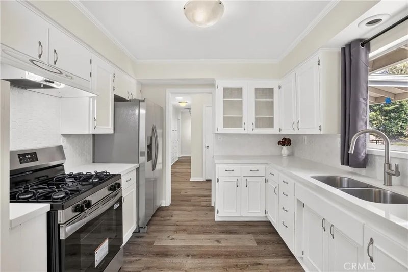 1742 E Foothill Dr.