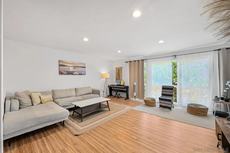 2610 Torrey Pines Rd. C22