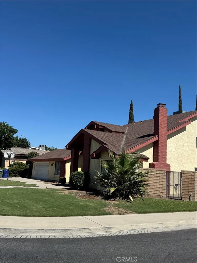 7813 Nairn Court